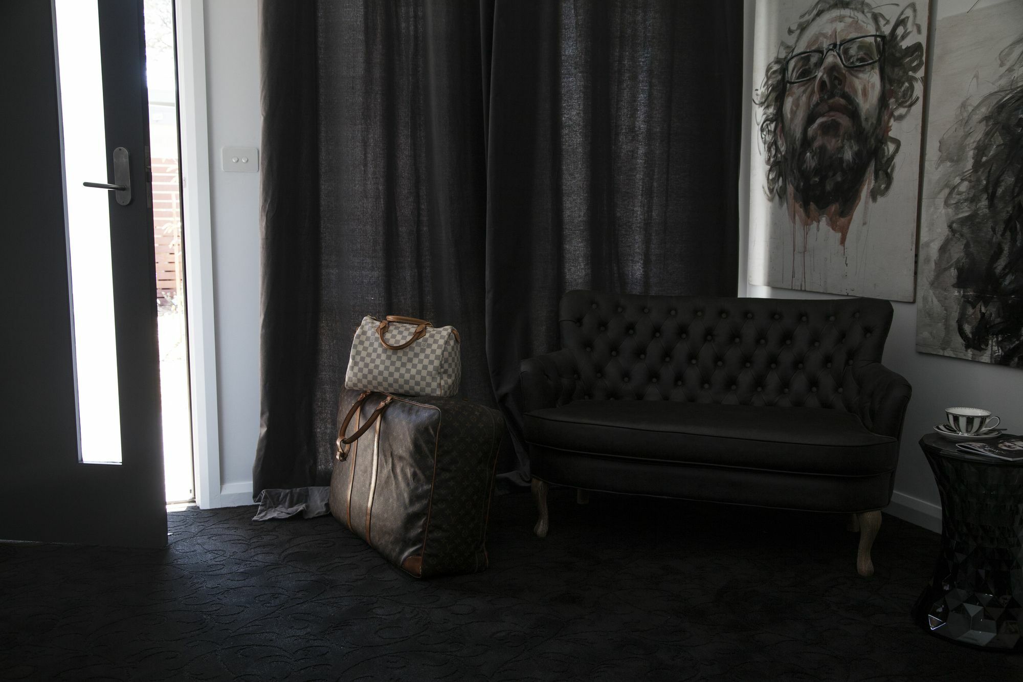 Daylesford Art Motel Экстерьер фото The interior of the hotel
